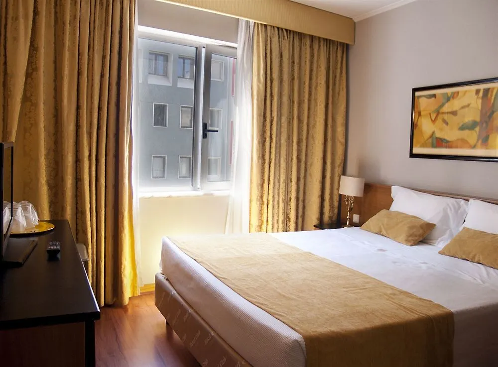 Hotel 3K Madrid Lisboa 4*,
